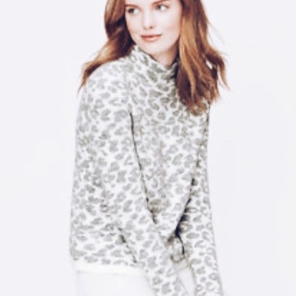 Ann Taylor Loft Grey and White Mock Neck Leopard Sweater, size Medium - Picture 1 of 11